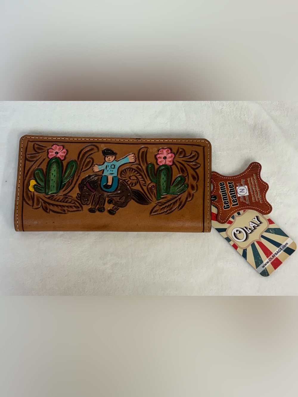 OLAY WALLET Hand Tooled Genuine Leather Women’s Western Wallet 8”x4.5”